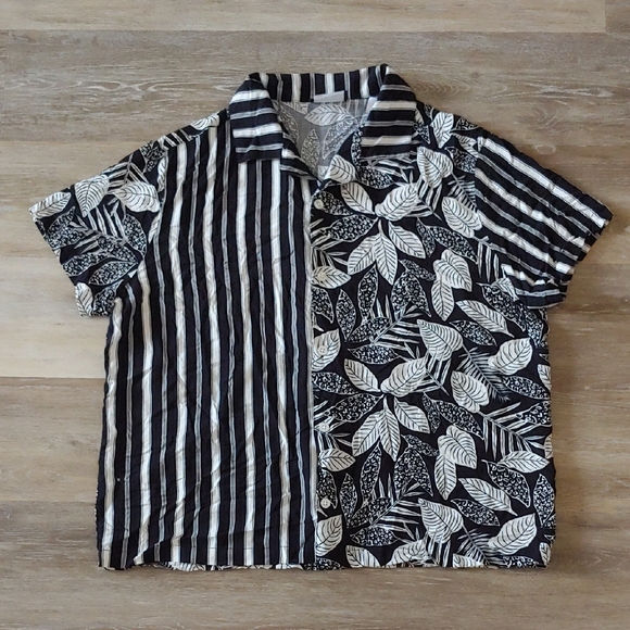 NWOT Original Use Men's 100% Rayon Black Floral Button Down Shirt Size XXL - Picture 1 of 6